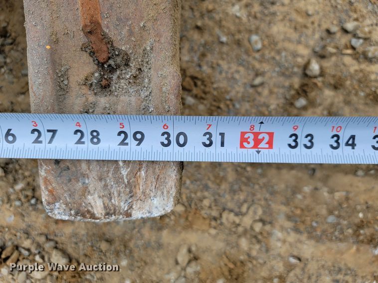 image for item JL9392 2011 Komatsu PC290LC-10  excavator