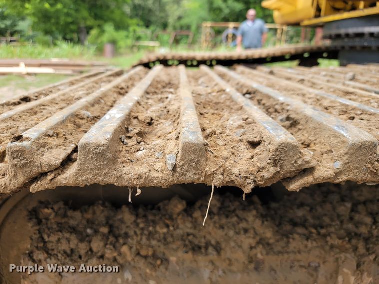 image for item JL9392 2011 Komatsu PC290LC-10  excavator