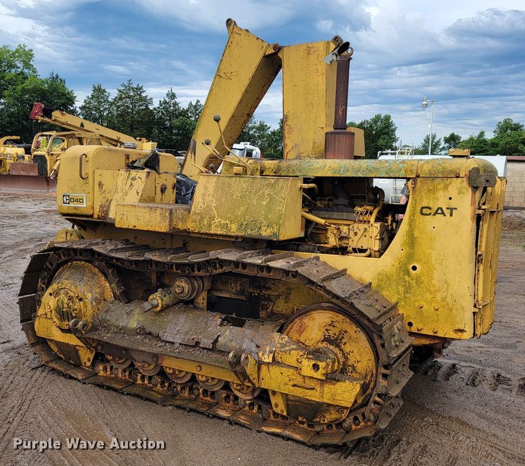 image for item JL9394 1975 Caterpillar D4D  pipelayer