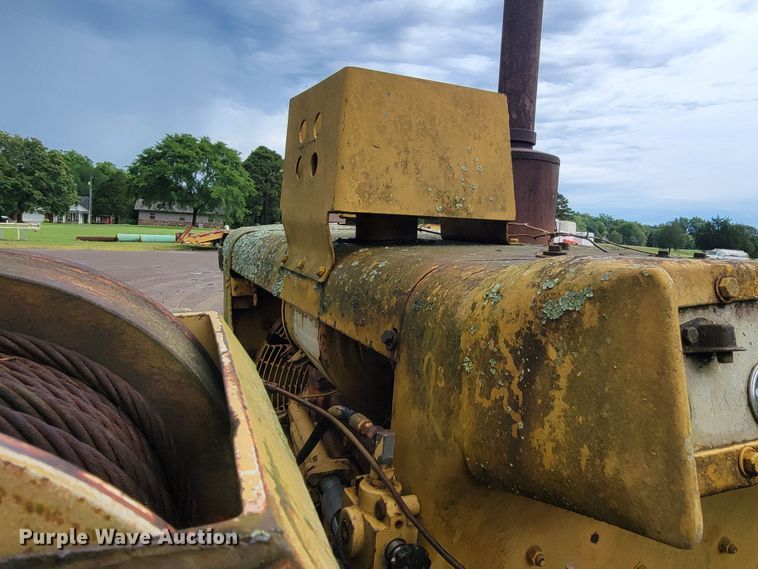 image for item JL9394 1975 Caterpillar D4D  pipelayer