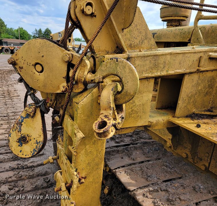 image for item JL9396 1967 Caterpillar 561B  pipelayer