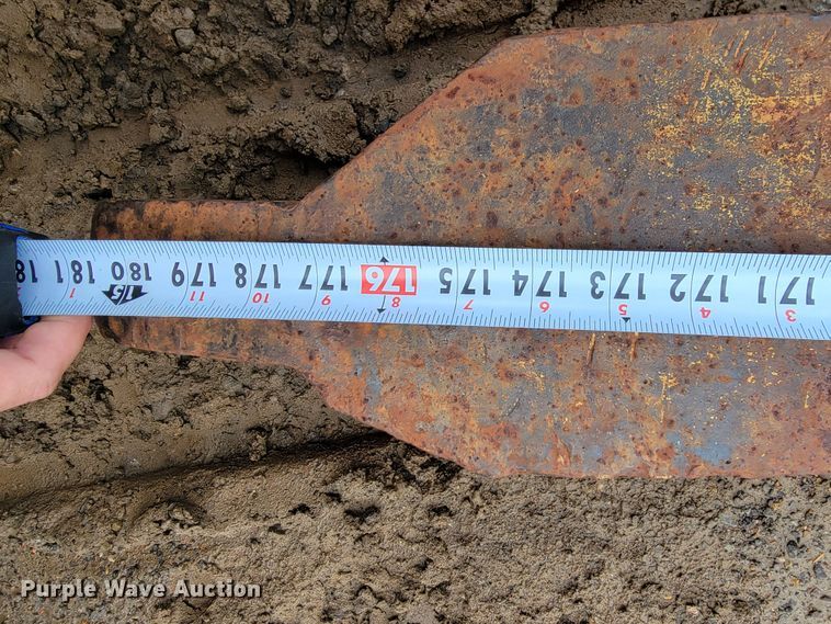 image for item JL9396 1967 Caterpillar 561B  pipelayer