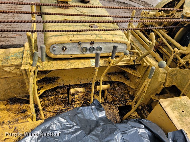 image for item JL9396 1967 Caterpillar 561B  pipelayer