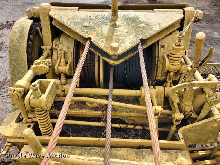 image for item JL9396 1967 Caterpillar 561B  pipelayer