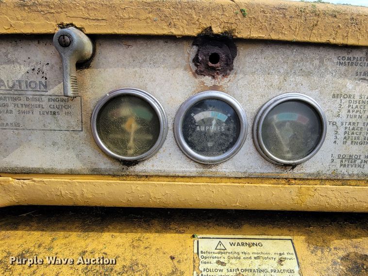 image for item JL9396 1967 Caterpillar 561B  pipelayer