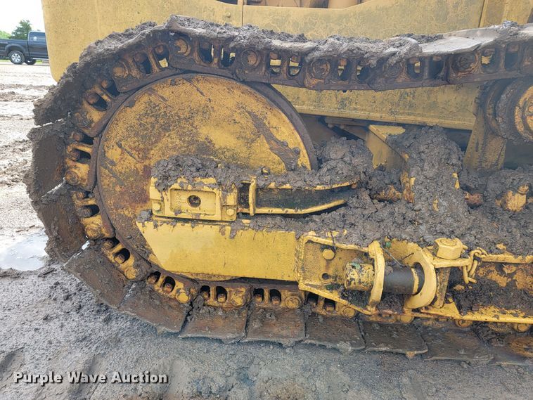 image for item JL9396 1967 Caterpillar 561B  pipelayer