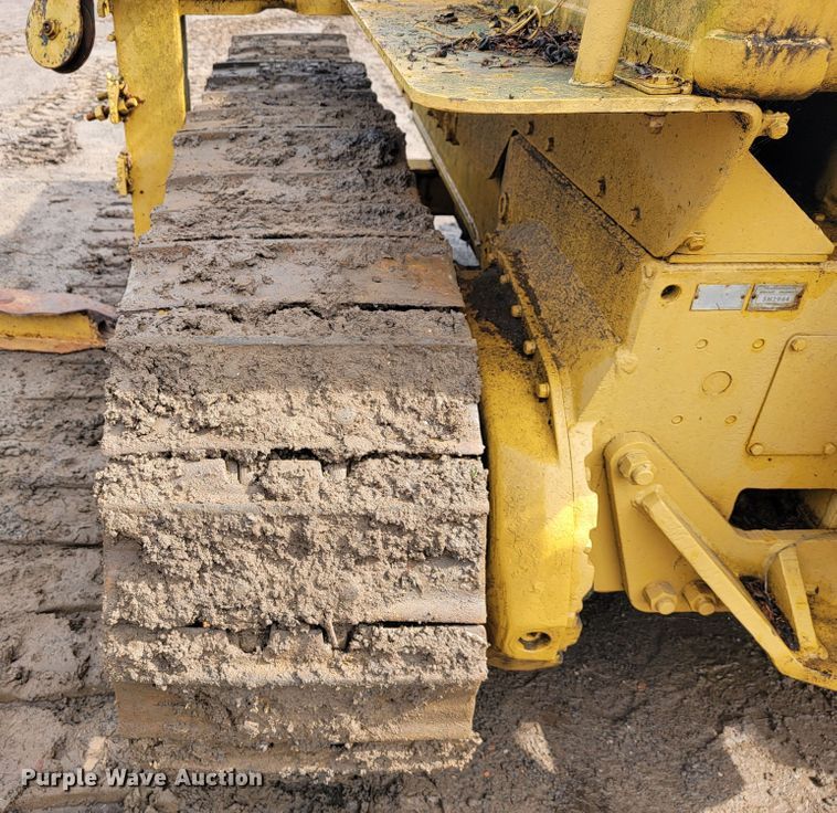 image for item JL9396 1967 Caterpillar 561B  pipelayer