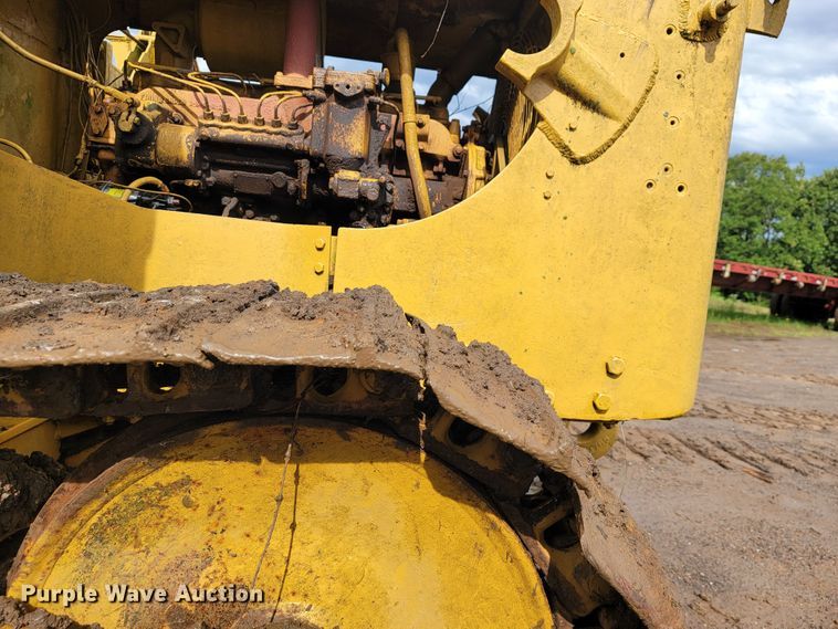 image for item JL9396 1967 Caterpillar 561B  pipelayer