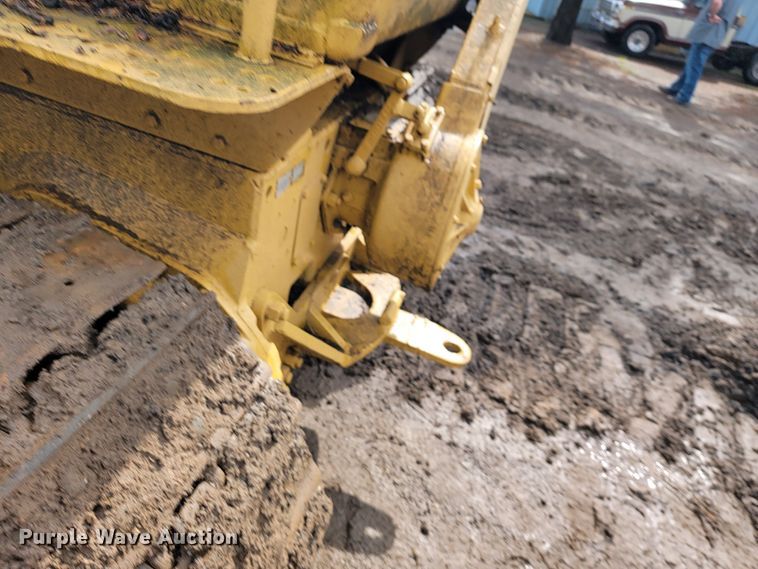 image for item JL9396 1967 Caterpillar 561B  pipelayer