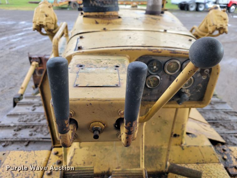 image for item JL9397 1992 Caterpillar D7G  dozer