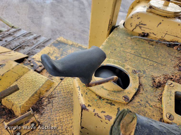 image for item JL9397 1992 Caterpillar D7G  dozer