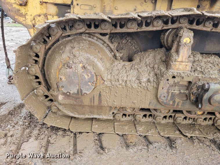 image for item JL9397 1992 Caterpillar D7G  dozer