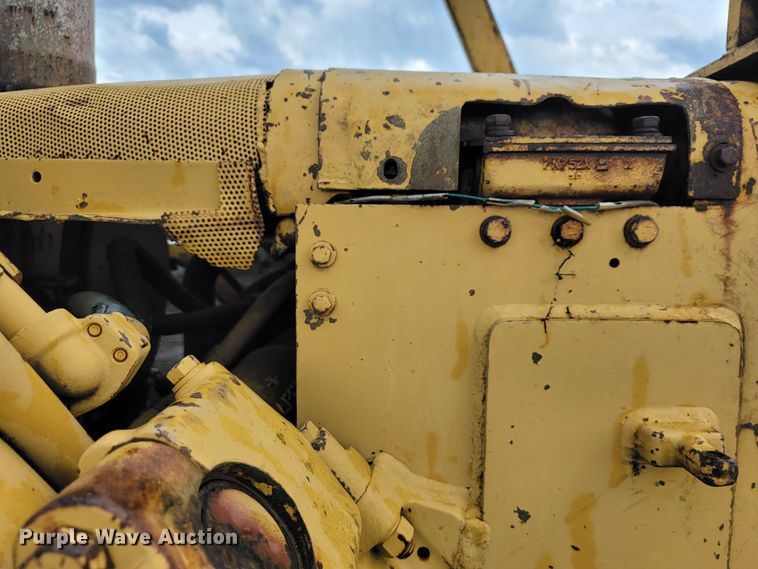 image for item JL9397 1992 Caterpillar D7G  dozer
