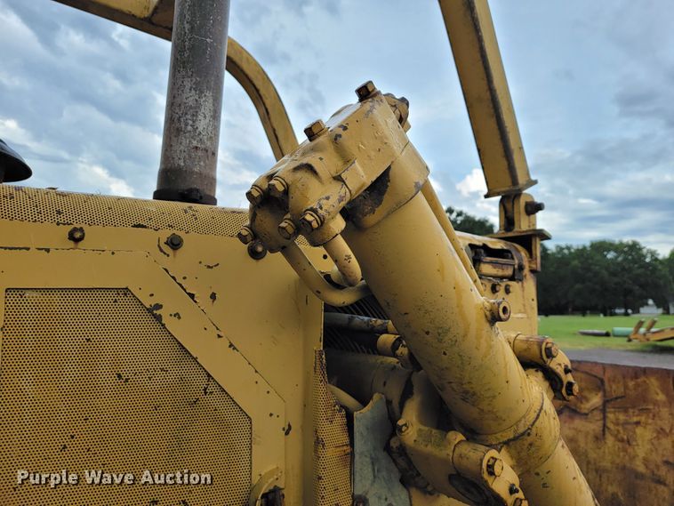 image for item JL9397 1992 Caterpillar D7G  dozer