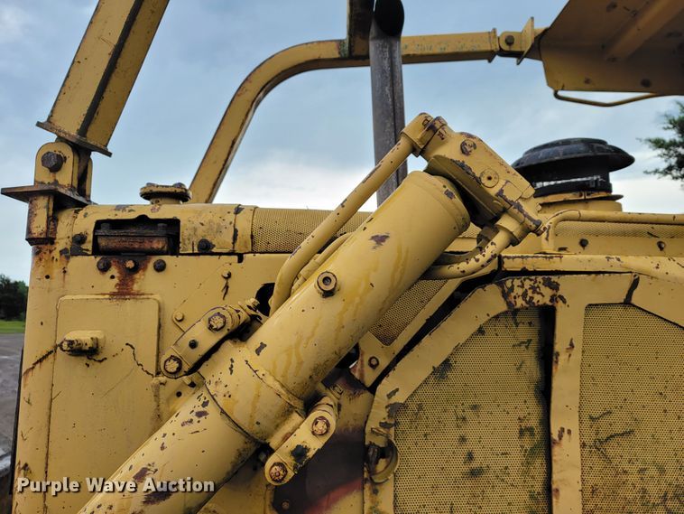 image for item JL9397 1992 Caterpillar D7G  dozer
