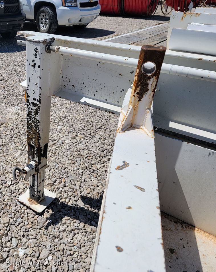 image for item JL9399 2016 Holden  equipment trailer