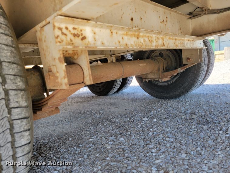 image for item JL9399 2016 Holden  equipment trailer