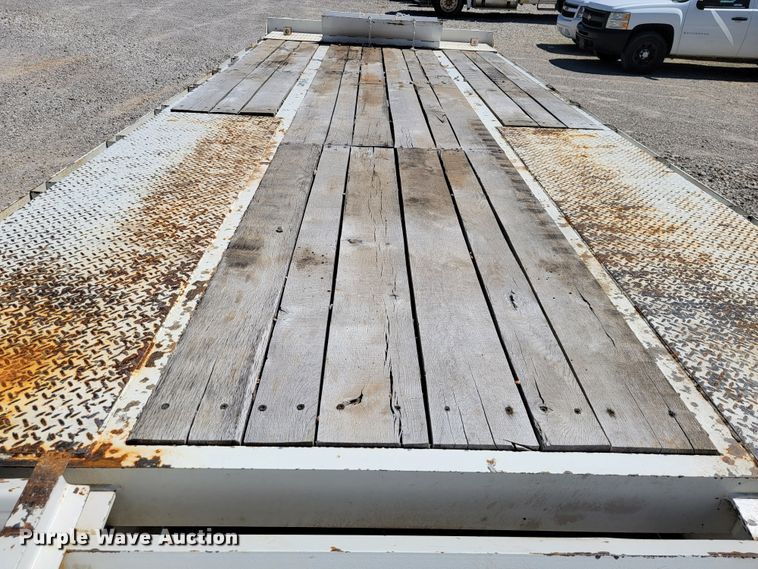 image for item JL9399 2016 Holden  equipment trailer