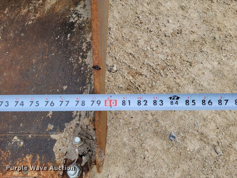 image for item JL9413 2012 John Deere 323D  tracked skid steer loader