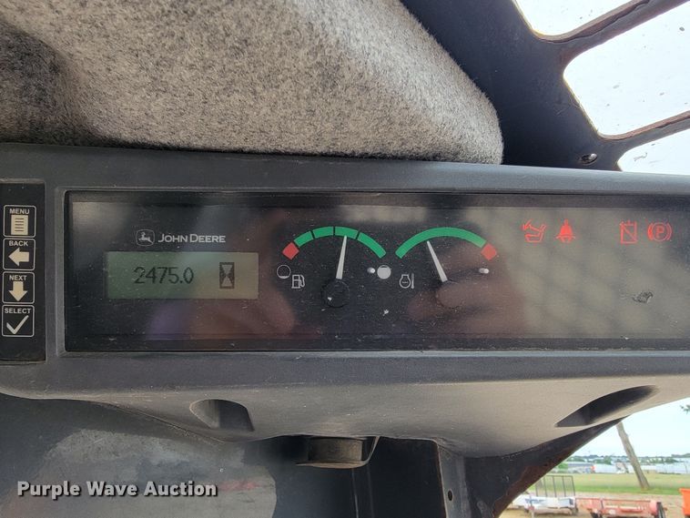 image for item JL9413 2012 John Deere 323D  tracked skid steer loader