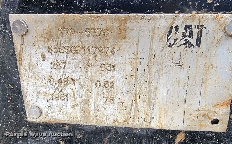 image for item JL9413 2012 John Deere 323D  tracked skid steer loader