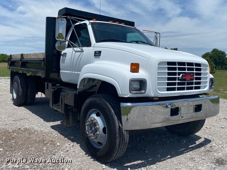 image for item JU9249 2000 Chevrolet C6500  dump flatbed truck