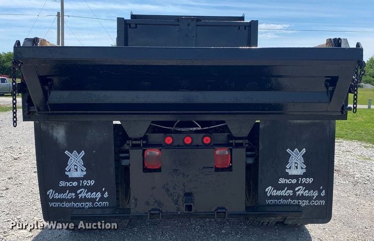 image for item JU9249 2000 Chevrolet C6500  dump flatbed truck