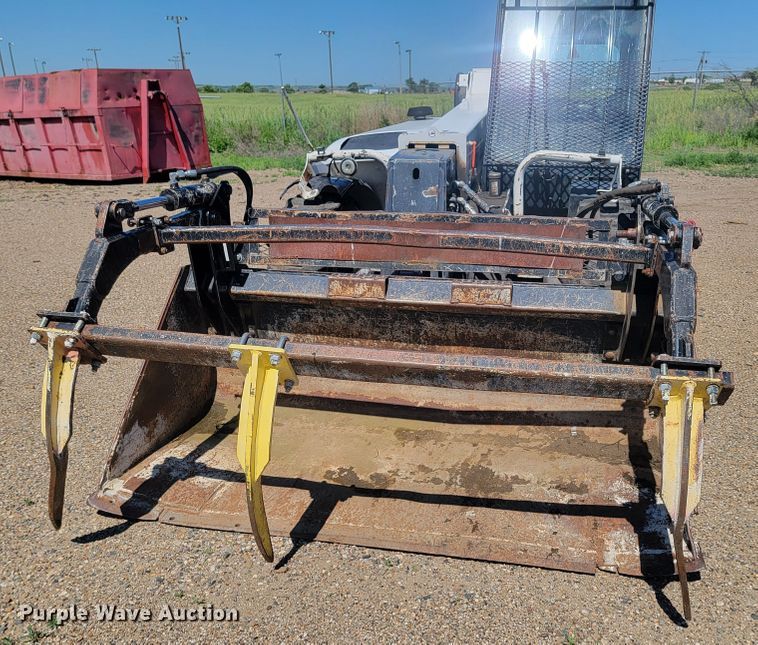 image for item KA9304 2012 Bobcat V417  telehandler