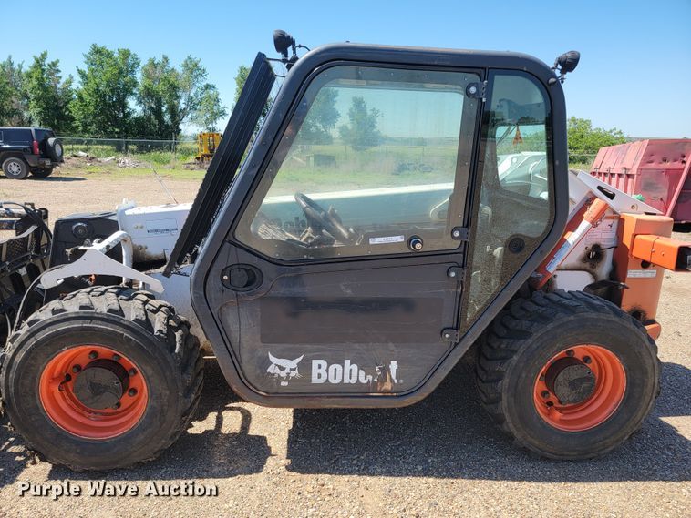 image for item KA9304 2012 Bobcat V417  telehandler
