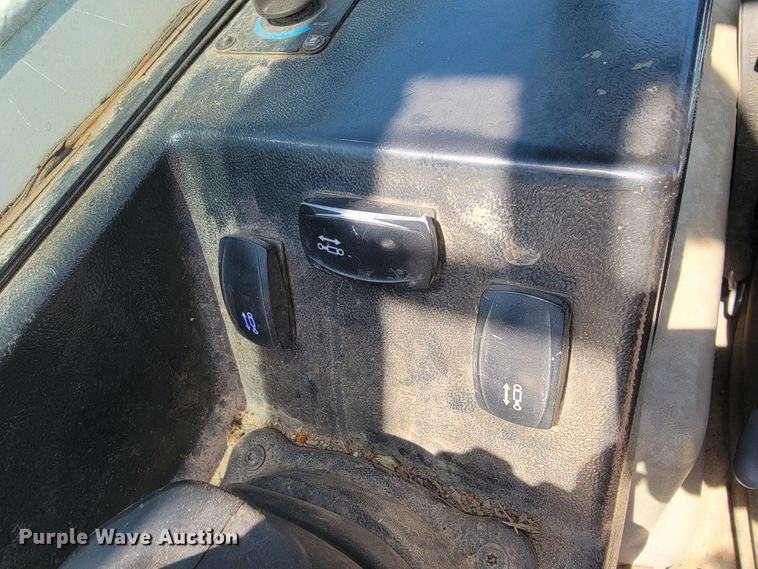 image for item KA9304 2012 Bobcat V417  telehandler