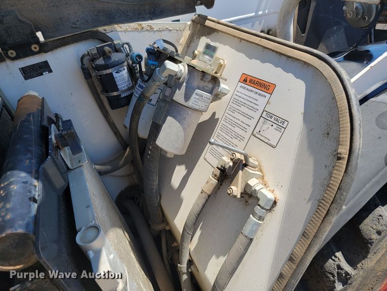 image for item KA9304 2012 Bobcat V417  telehandler