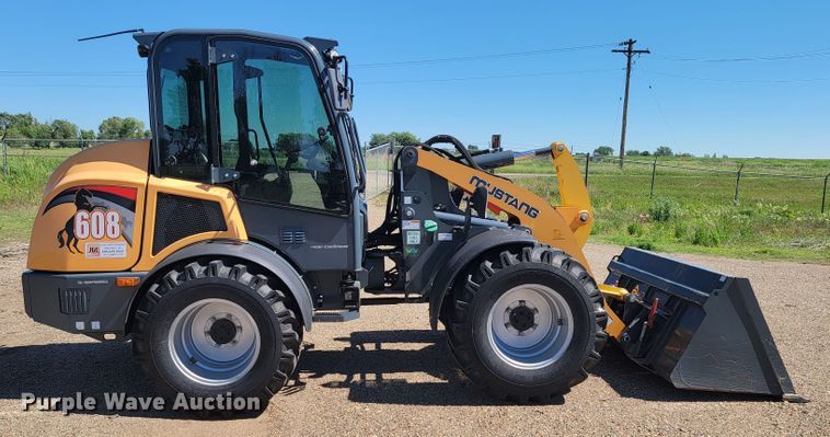 image for item KA9305 2016 Mustang 608  wheel loader
