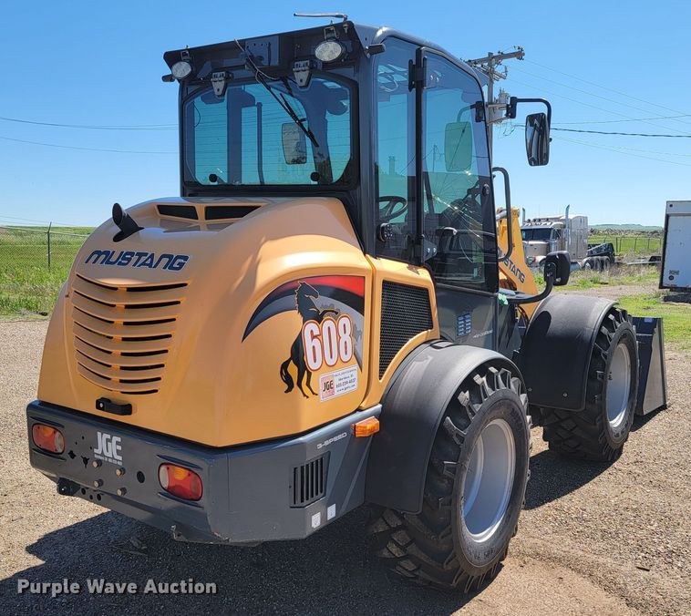 image for item KA9305 2016 Mustang 608  wheel loader
