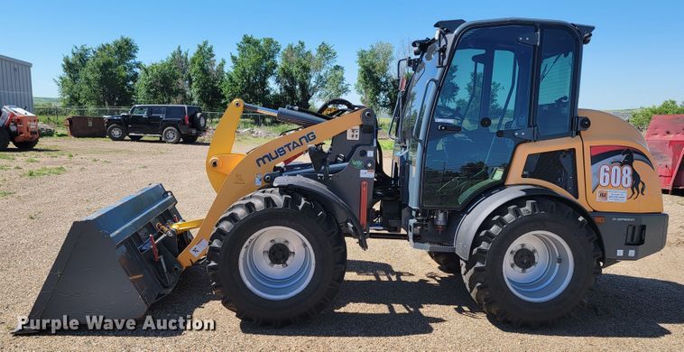 image for item KA9305 2016 Mustang 608  wheel loader