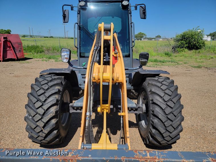 image for item KA9305 2016 Mustang 608  wheel loader