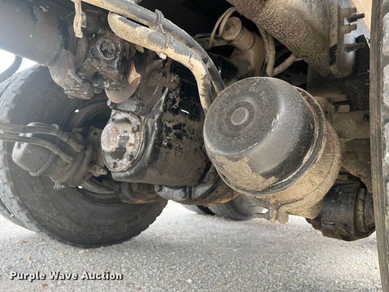 image for item KC9905 2000 Sterling L9511  dump truck