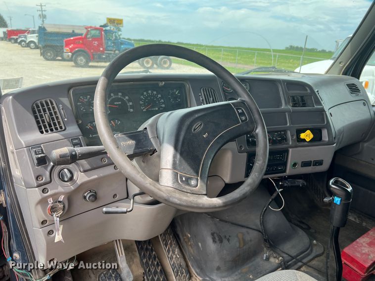 image for item KC9905 2000 Sterling L9511  dump truck