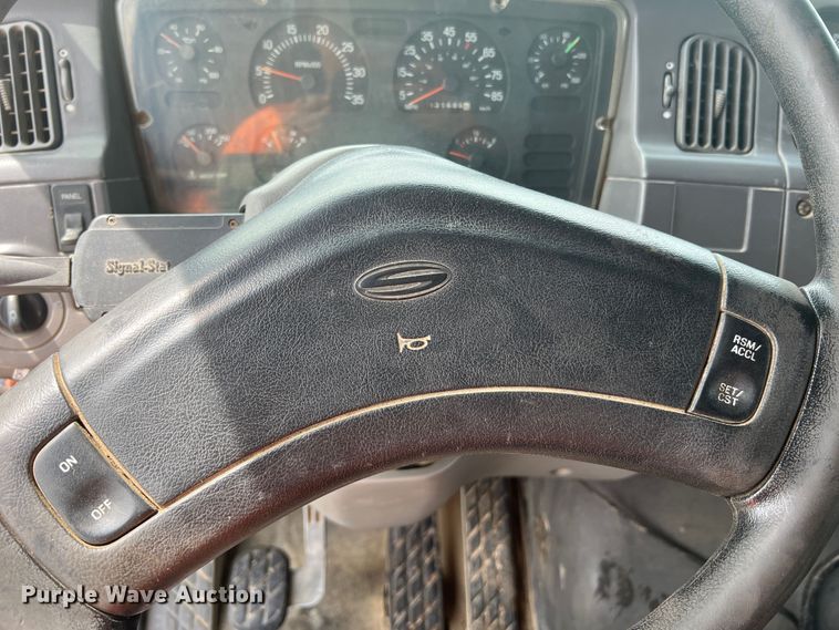 image for item KC9905 2000 Sterling L9511  dump truck