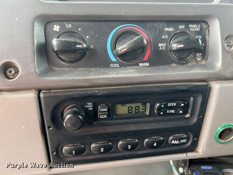 image for item KC9905 2000 Sterling L9511  dump truck