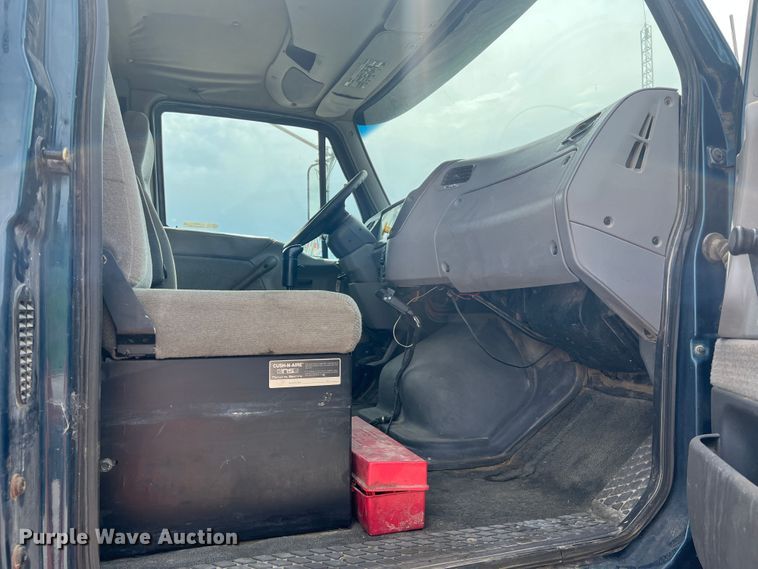 image for item KC9905 2000 Sterling L9511  dump truck