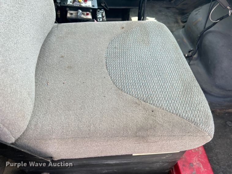 image for item KC9905 2000 Sterling L9511  dump truck