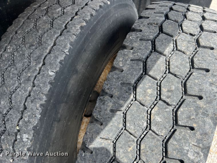 image for item KC9905 2000 Sterling L9511  dump truck