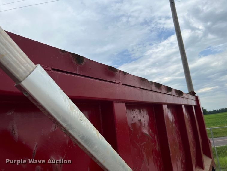 image for item KC9906 2004 Sterling L7500  dump truck