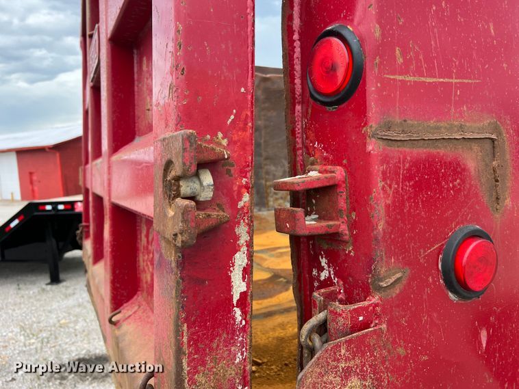 image for item KC9906 2004 Sterling L7500  dump truck