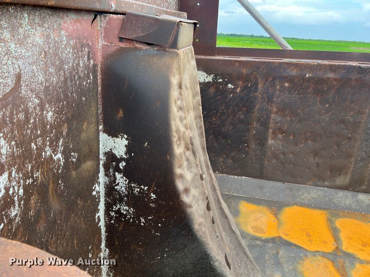 image for item KC9906 2004 Sterling L7500  dump truck