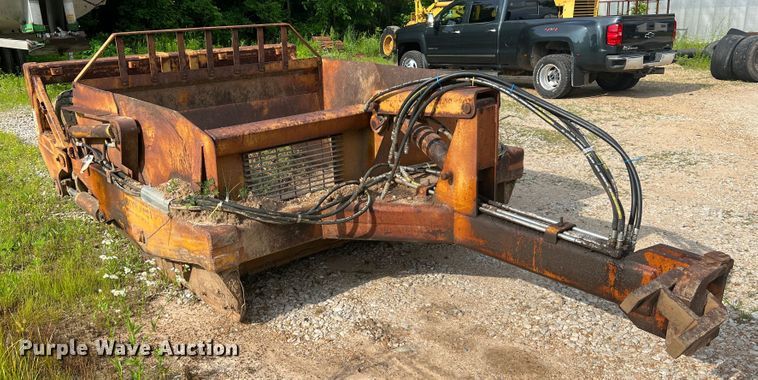 image for item KC9910 1983 Reynolds 8CF  scraper