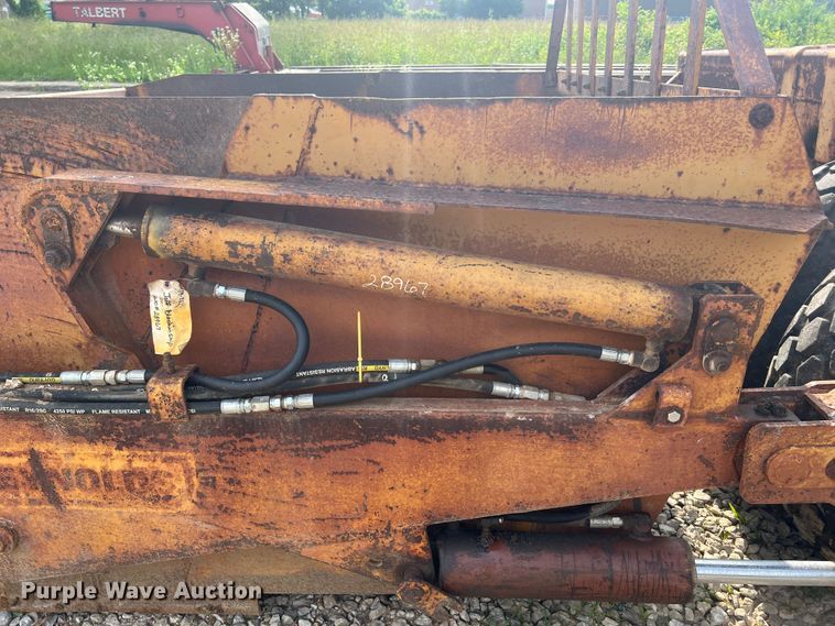 image for item KC9910 1983 Reynolds 8CF  scraper