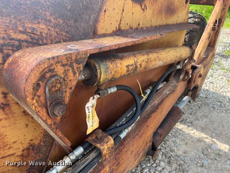 image for item KC9910 1983 Reynolds 8CF  scraper