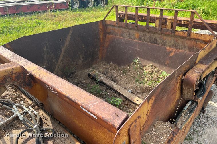 image for item KC9910 1983 Reynolds 8CF  scraper