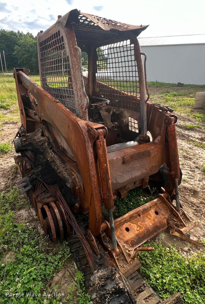 image for item KC9920 Komatsu  skid steer loader